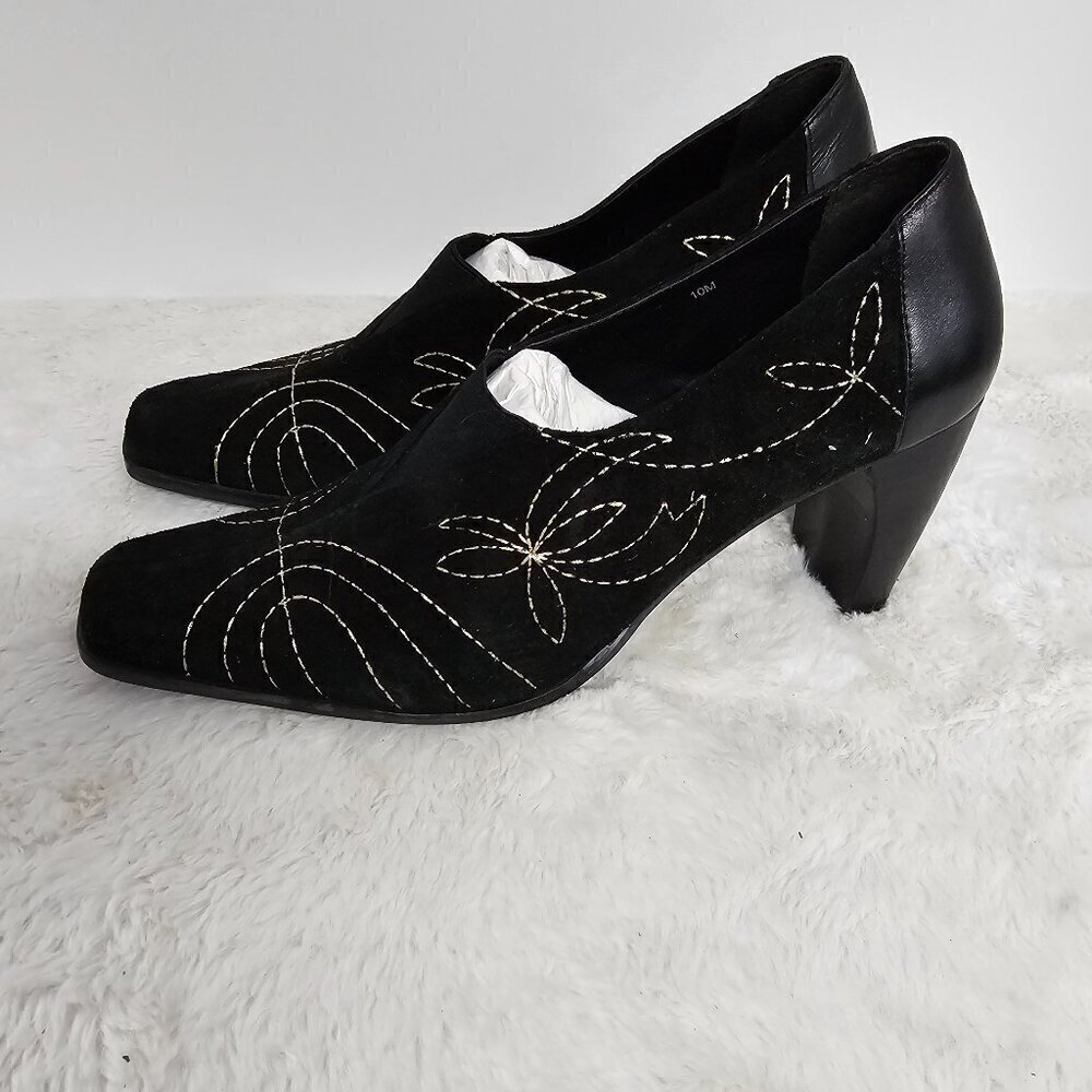 Matisse Pumps Black Suede Embroidered Goth Grunge Boho 10M - Picture 8 of 16